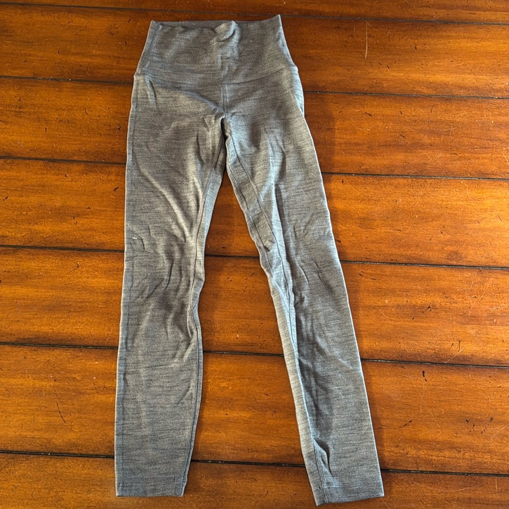 Lulu Align size 2 25” leggings